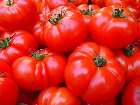 tomatoes-gfabfa87b9_640